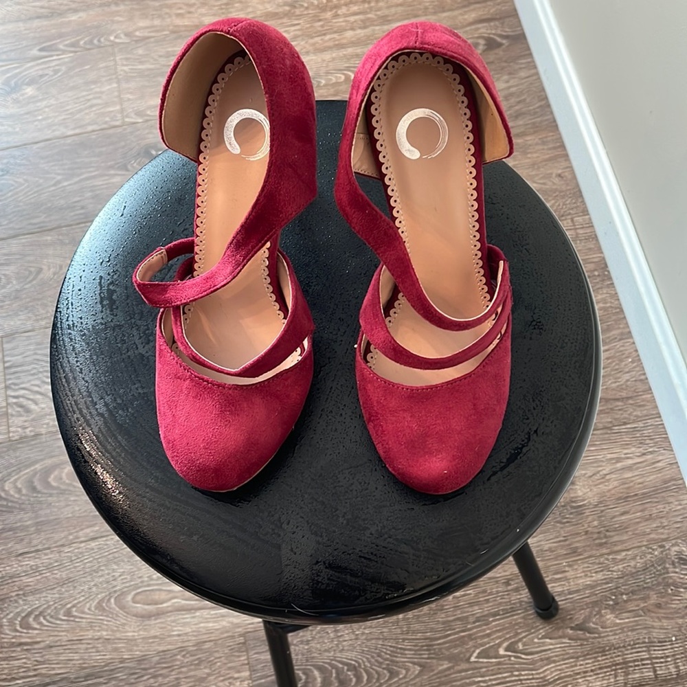 7.5 wine color woman’s high heels